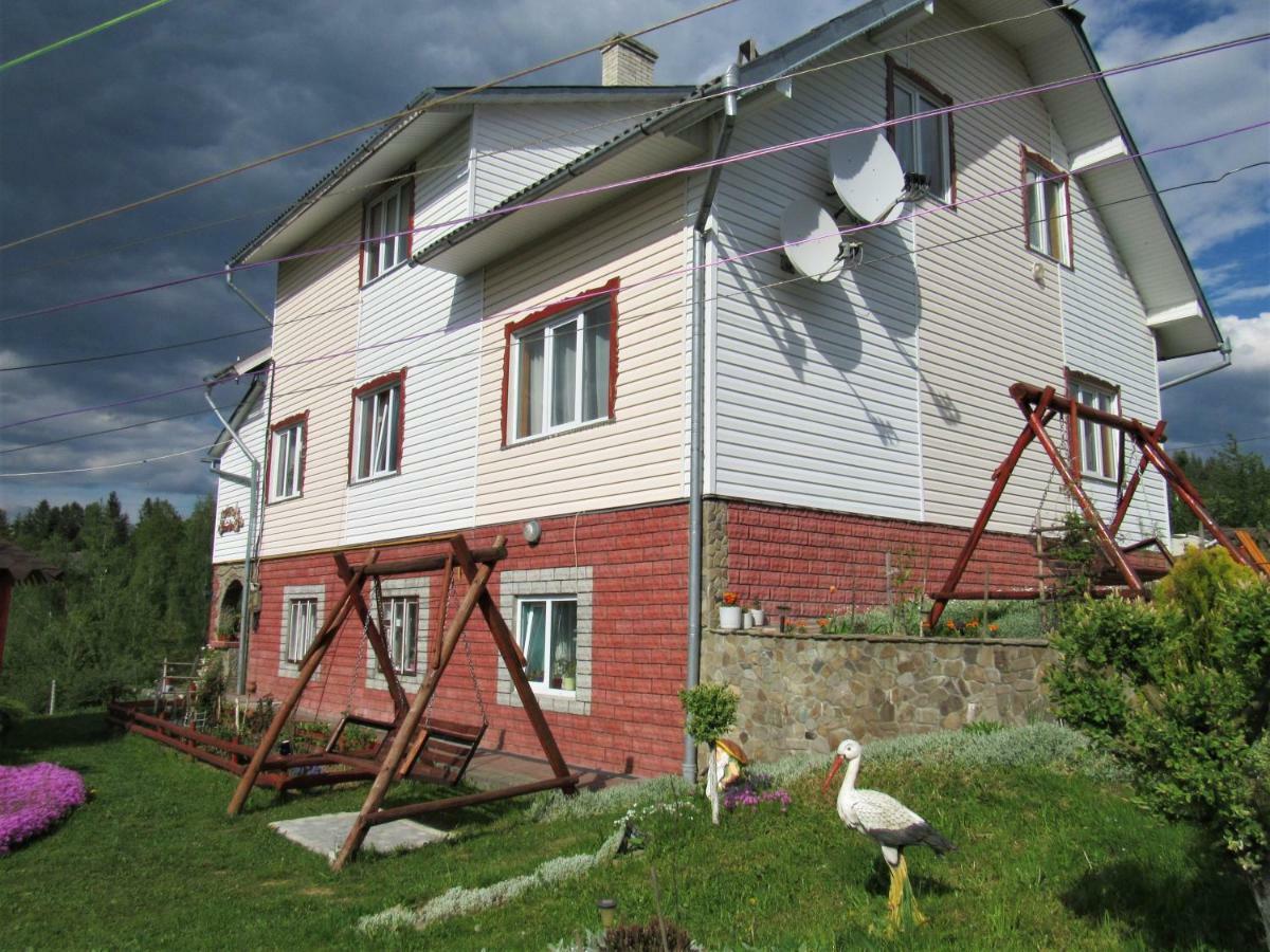 Відпочинок У Пронів Hotel Slavske Luaran gambar
